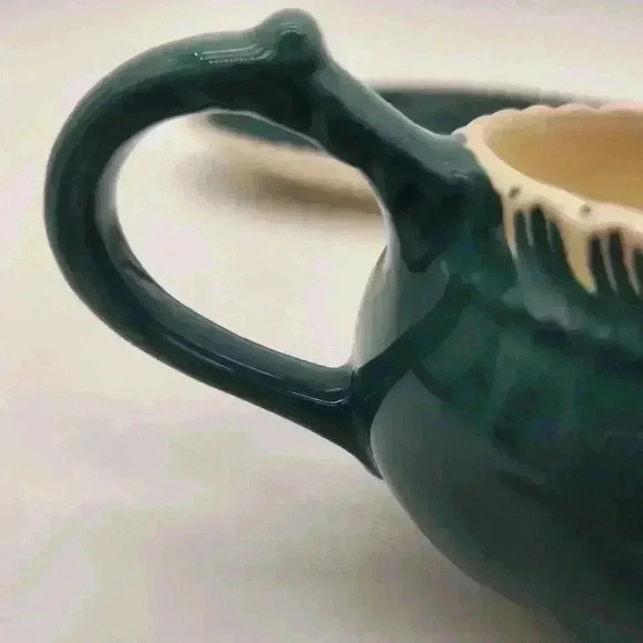 Vintage 1950s Harkerware Corinthian Pattern Gravy Boat & Platter No Chips/Cracks - Picture 3 of 10